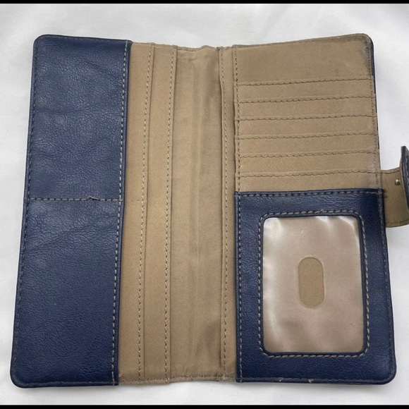 Relic Wallet - Picture 5 of 10